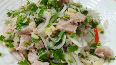 ရွှေမိုးညှင်း ပုဇွန်ခြောက်မျှစ်ချဥ်ခေါက်ဆွဲ (ချမ်းအေးသာစံ)