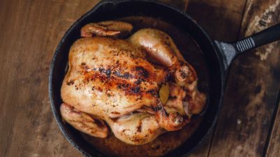 Poulet French Roast Chicken (၈ မိုင်)