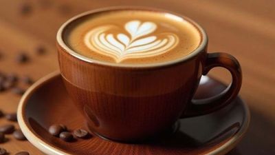 Coffee Couple(ပြင်ဦးလွင်)