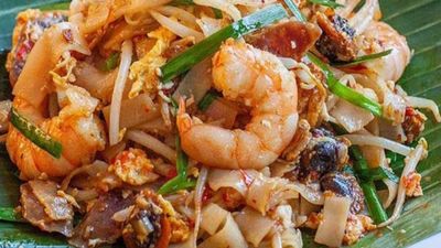 မယ်ကျစ် မြိတ်ကတ်ကြေးကိုက်နှင့် စားဖွယ်စုံ
