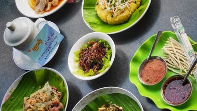ရွှေလ၀န်း ရှမ်းဟင်းထုပ်