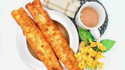 Shwe Ya Nant Tea and Food