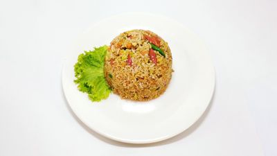 ရွှေခိုင်ကျော် ပြည်စတိုင်ဒံပေါက်နှင့်ဘာဂါ (ပြင်ဦးလွင်)