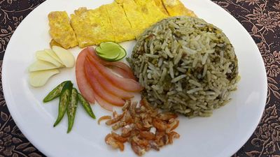 မြင့်မြတ်သူ တရုတ်အစားစာနှင့်စားဖွယ်စုံ