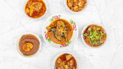 Shwe Moe Thae Halal Food