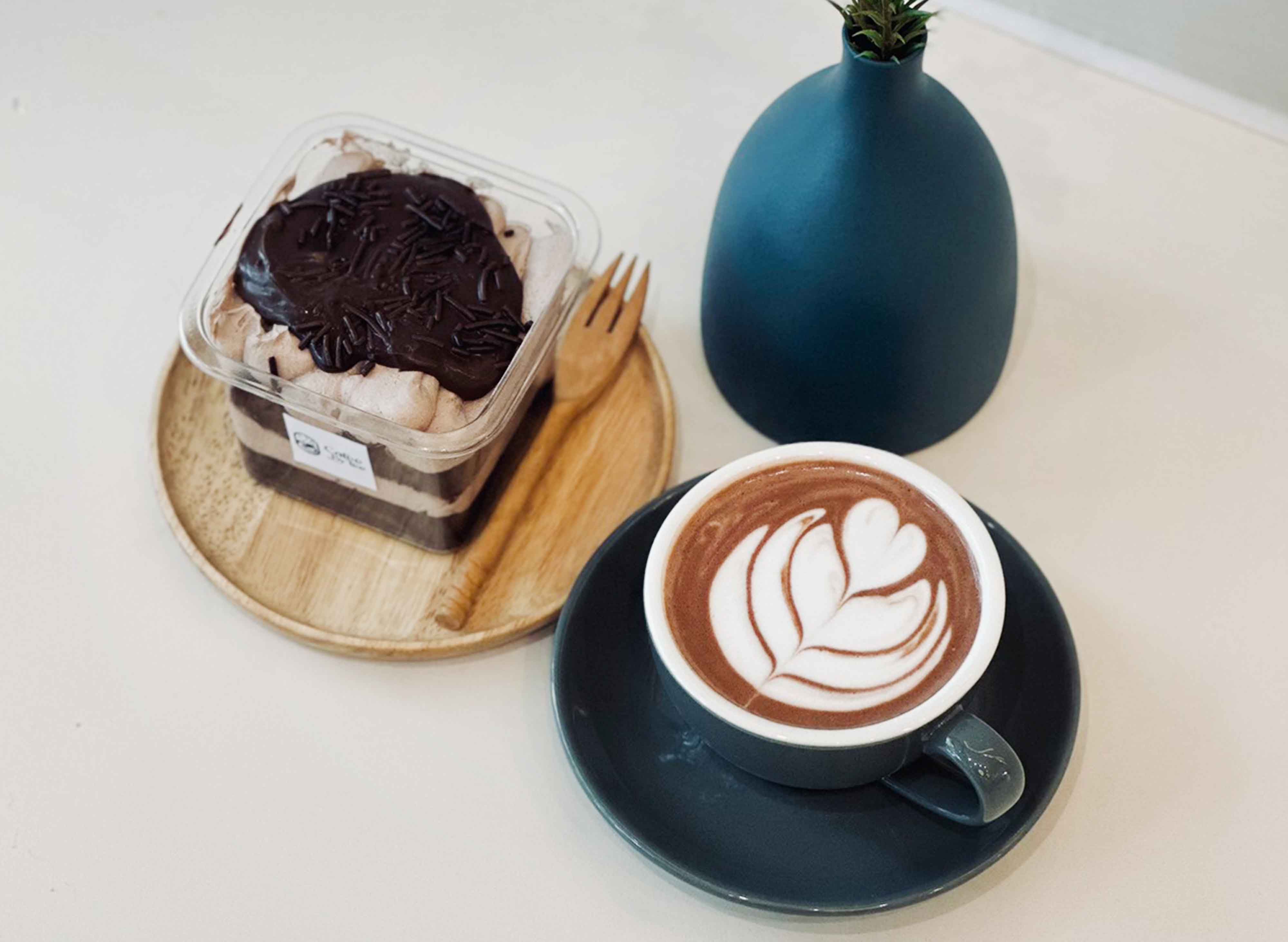 Cafee By Tee (ချမ်းအေးသာစံ) vendor logo