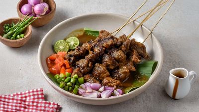 Satay Mat (Medan Selera Jalan Padang)