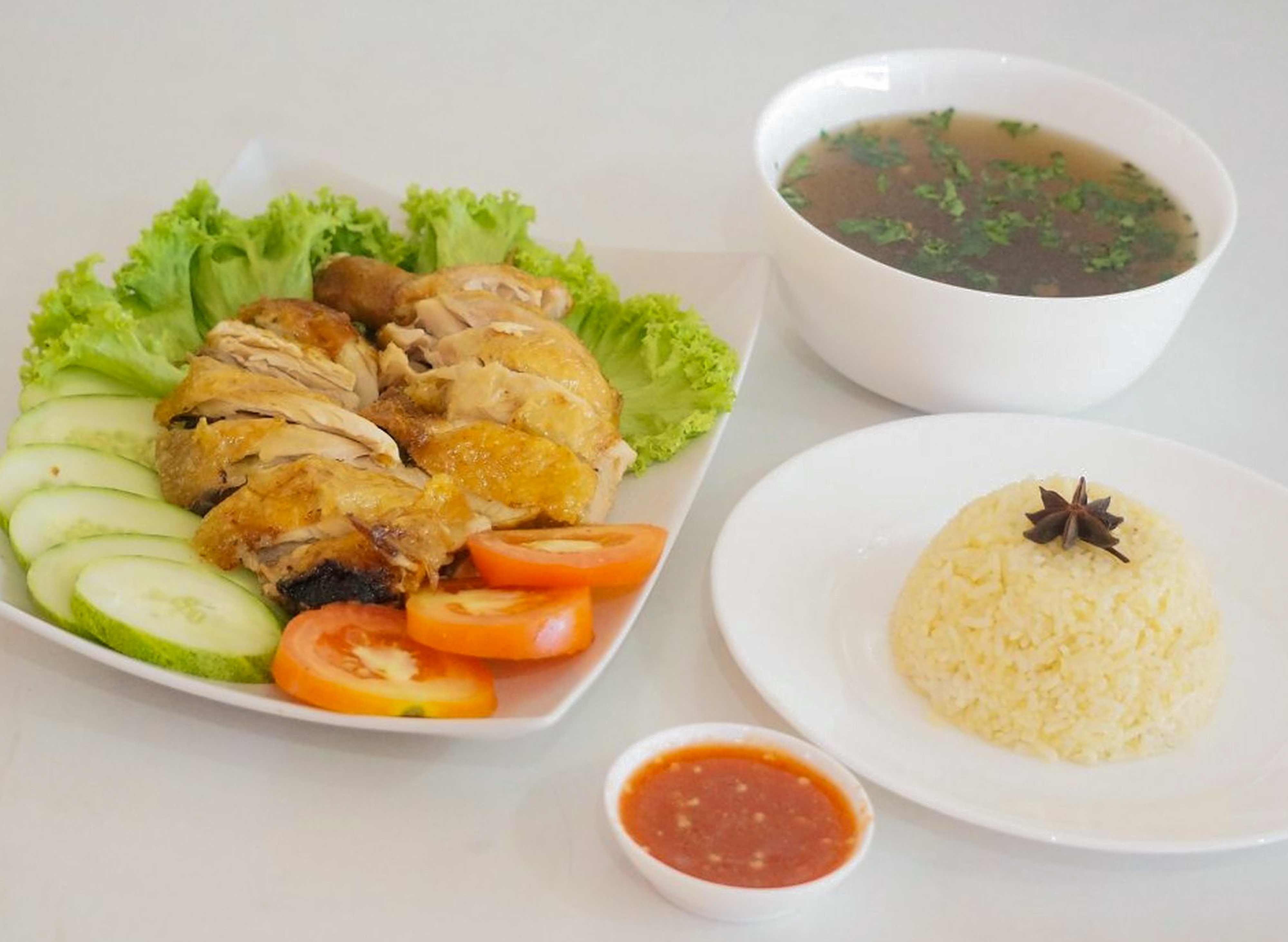 AZRI THE ONE CHICKEN RICE vendor logo