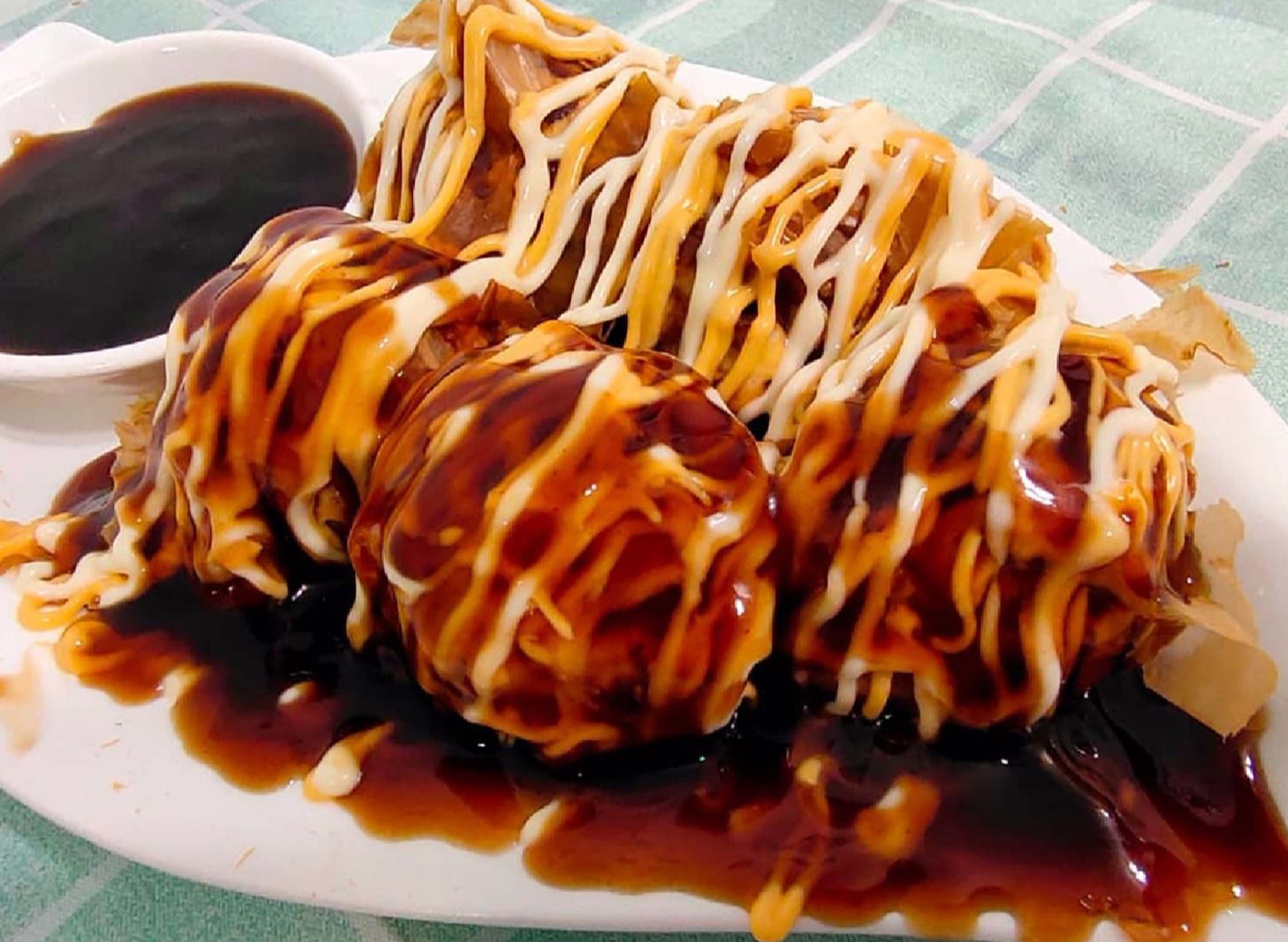 Takoyaki Leleh & Nasi Kukus Pertama Complex vendor logo