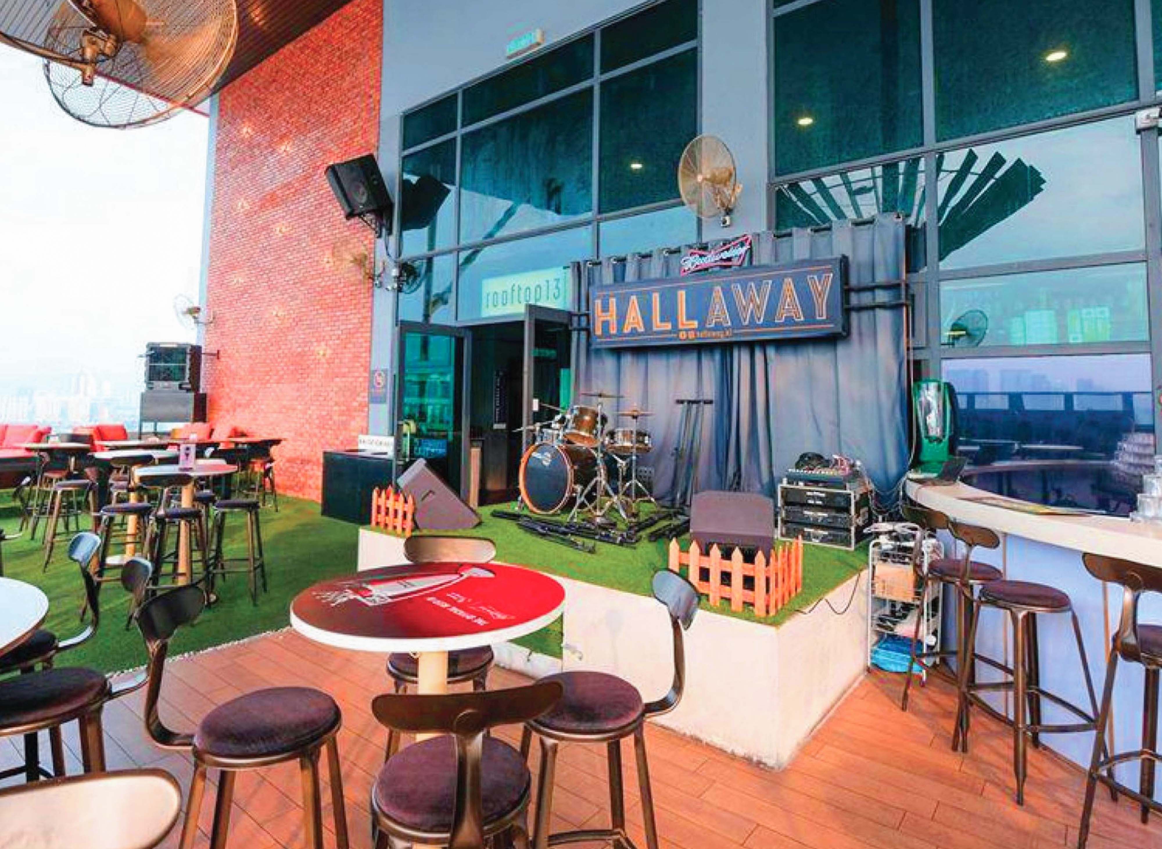 Hallaway Bar @ Hallaway Foodhall [DINE-IN] Menu, Price & Delivery in ...