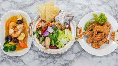 Melody Seafood and Curry Fish Head