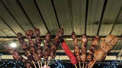 FAT GIRL BBQ (Lorong Pasar)