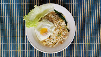 D'Desa Aman Tomyam (Desa Aman)