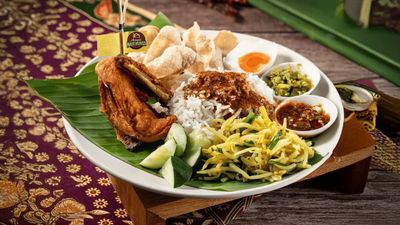 AROMA Nasi Kukus Tradisi Kelantan (Jalan Tun H S Lee)
