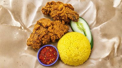 Nasi Kuning YamYam House (Alamesra)