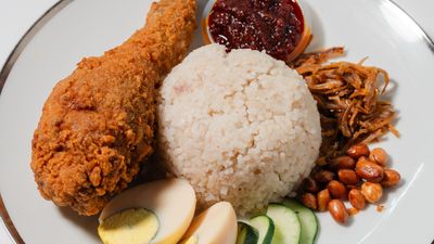 Nasi Lemak Panas Oh Tajul