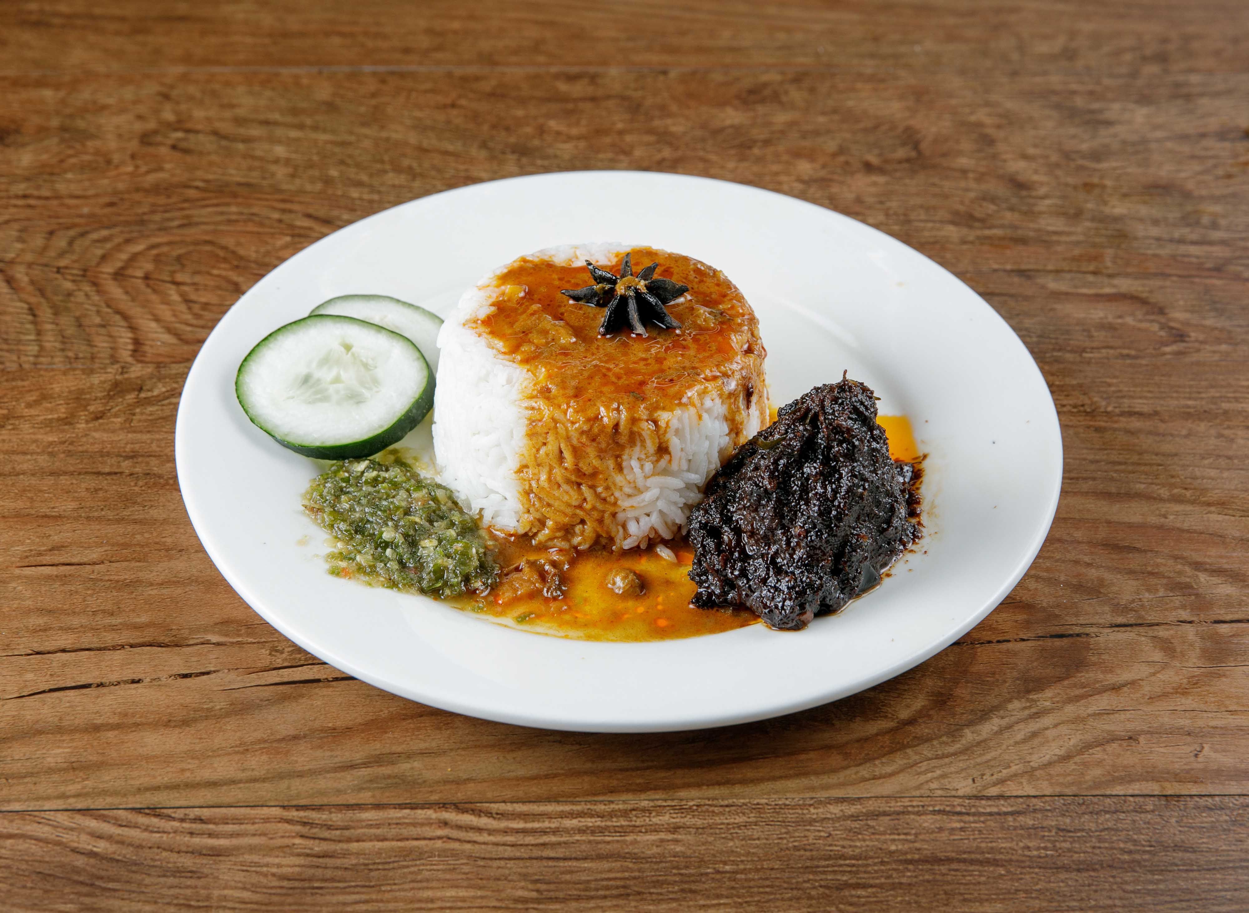 Ayam Goreng Kunyit Kak Yati (Pokok Sena) vendor logo