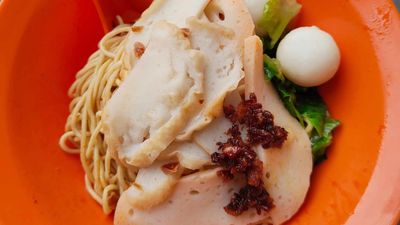LONGMEN FISHBALL NOODLE HOUSE 龙门鱼圆面 (Taman Sri Jaya)
