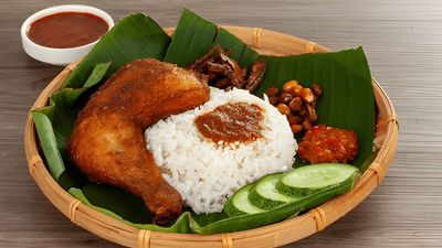 Hana's Fried Chicken And Ayam Gepuk & Ayam Penyet (Taman Warisan)