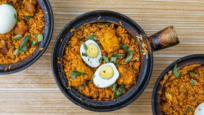 TAMILAN SATTI SOORU