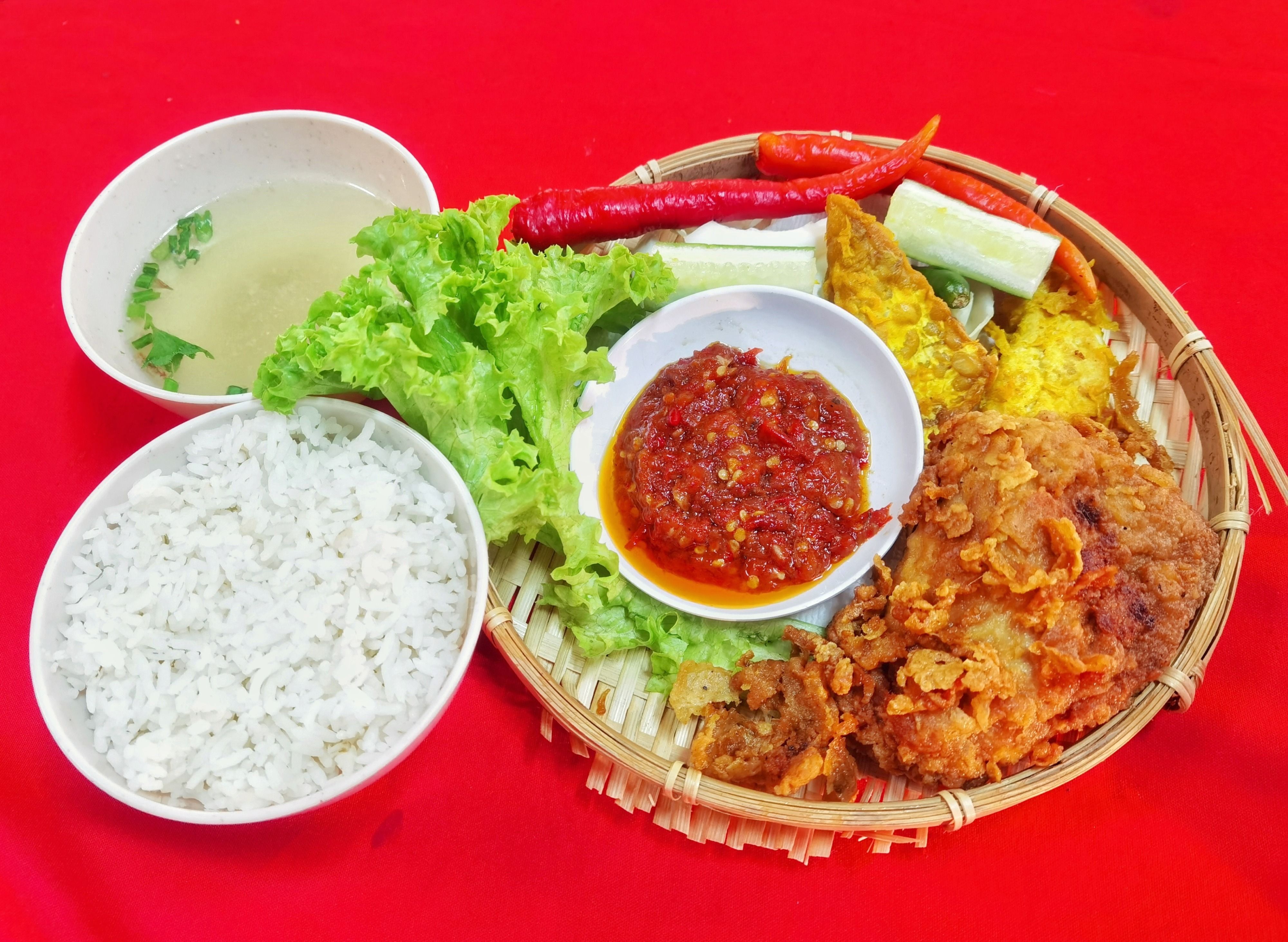 Faris ac Asian Food vendor logo