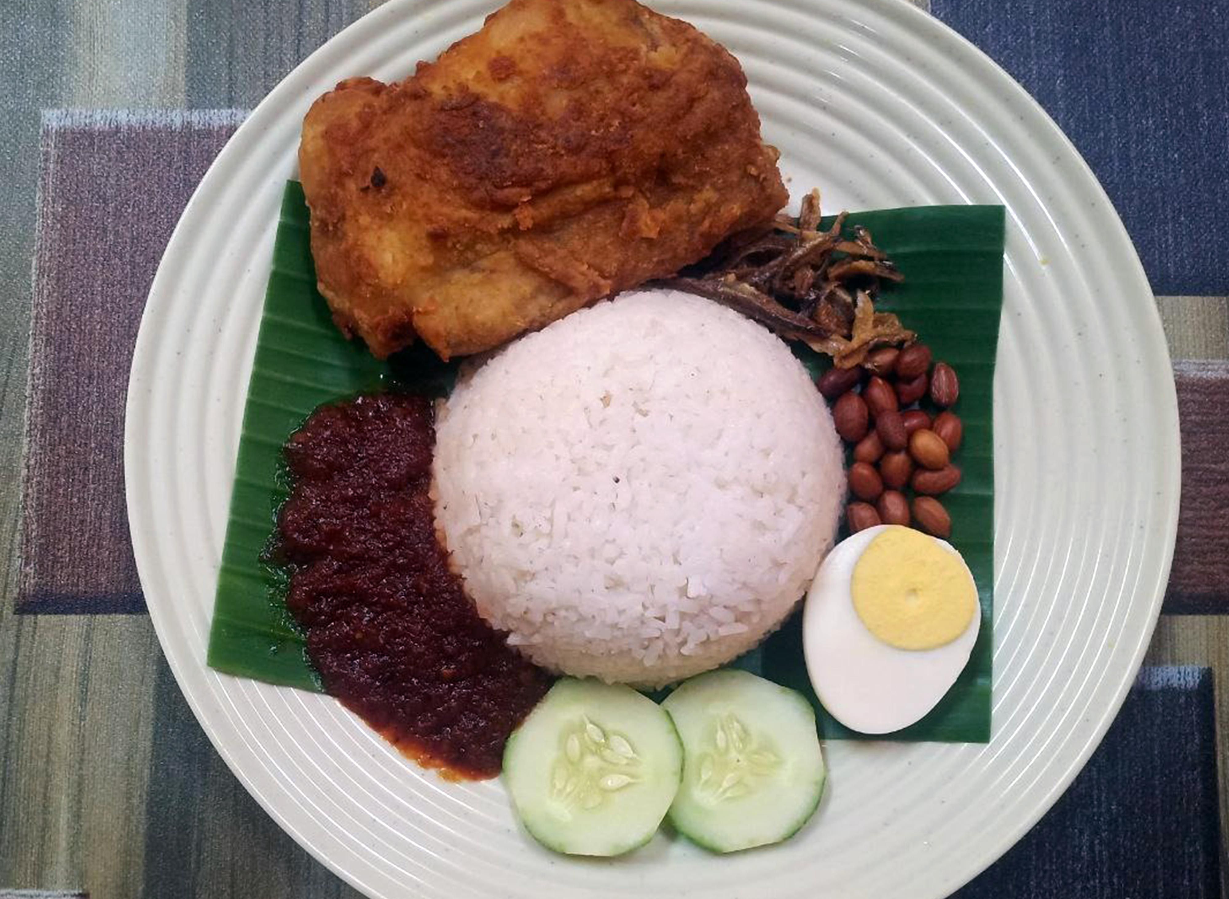 Nasi Lemak Che Zue Menu In Shah Alam Food Delivery In Shah Alam Foodpanda