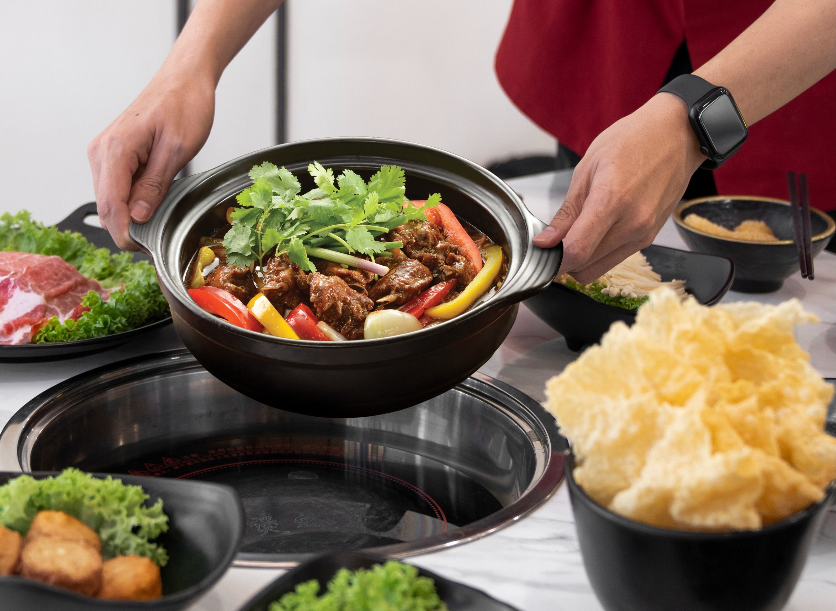 Chicken Claypot House 鸡煲之家 (Cheras Traders Square) vendor logo