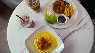Nadelya Cafe and Cakes