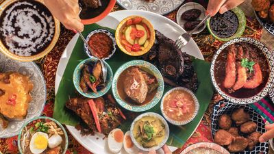 Ahh-Yum by Kampong Kravers (Menara Allianz Sentral)