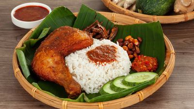 Restoran Nasi Ayam Mami Ezah (Kg Dumpiring)