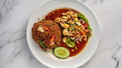 Yen Aroma Thai  (Pokok Sena)