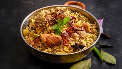 Khan Jee Restaurant 1 (Chow Kit)