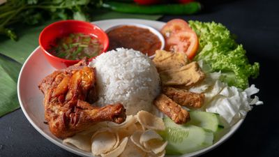 Makan @Rooftop Lecadia