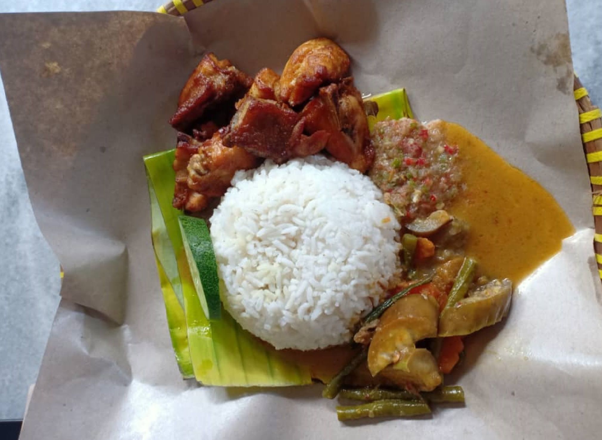 MEK TOMYAM vendor logo