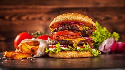 BurgerBae (Bayu Puteri)