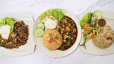 Sajian Sabar Menanti