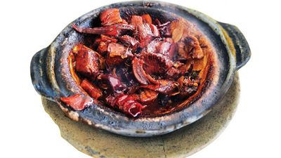 芬芳夜市瓦煲(干)肉骨茶 Restoran Bak Kut Teh Fen Fang