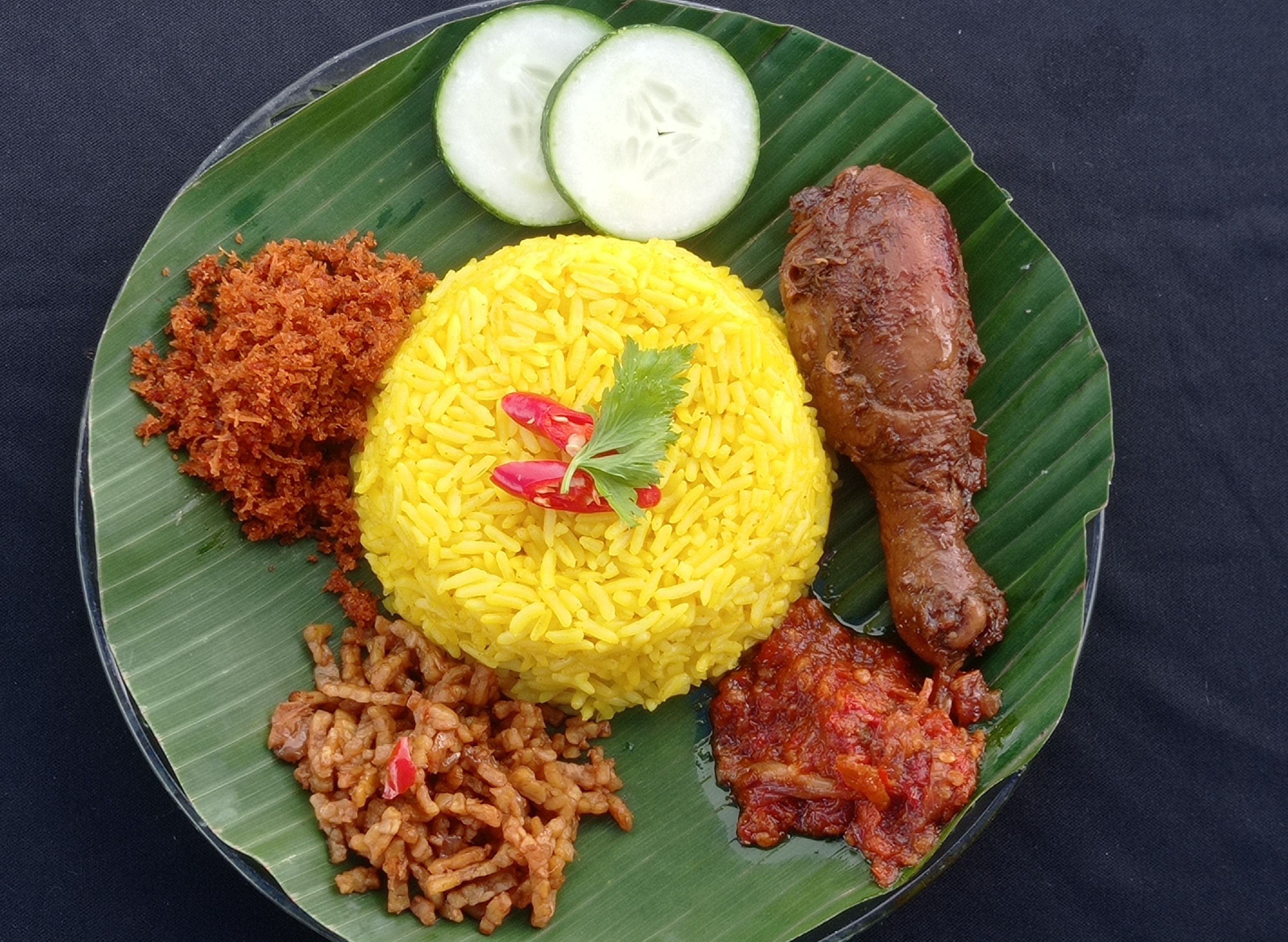 Nasi Kuning Dapur Santri menu and delivery in Kuantan | foodpanda