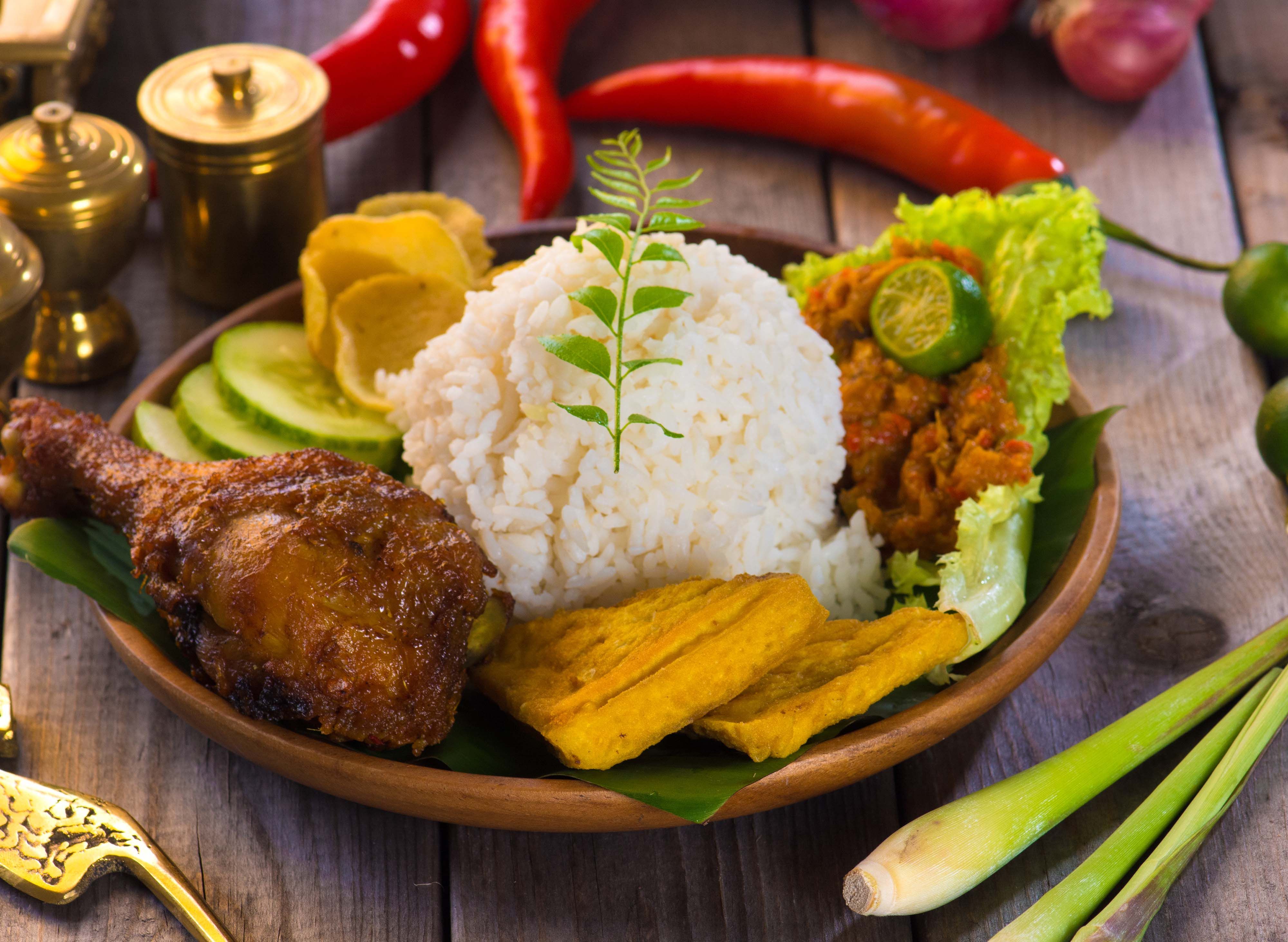 Gerai Makan Cahaya Maiwa vendor logo