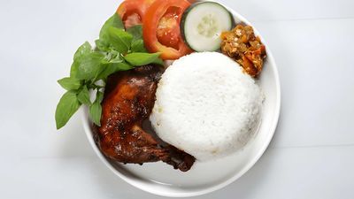 Makan Sini (Tapak Penjaja Jalan Utama)