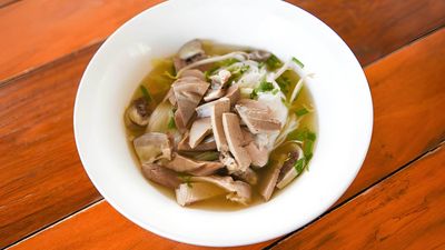 Gold Wing Panmee 金鹰板面 (Kampar)