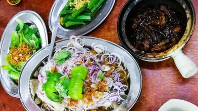 Hai Ka Lang Bah Kut Teh 海脚人肉骨茶