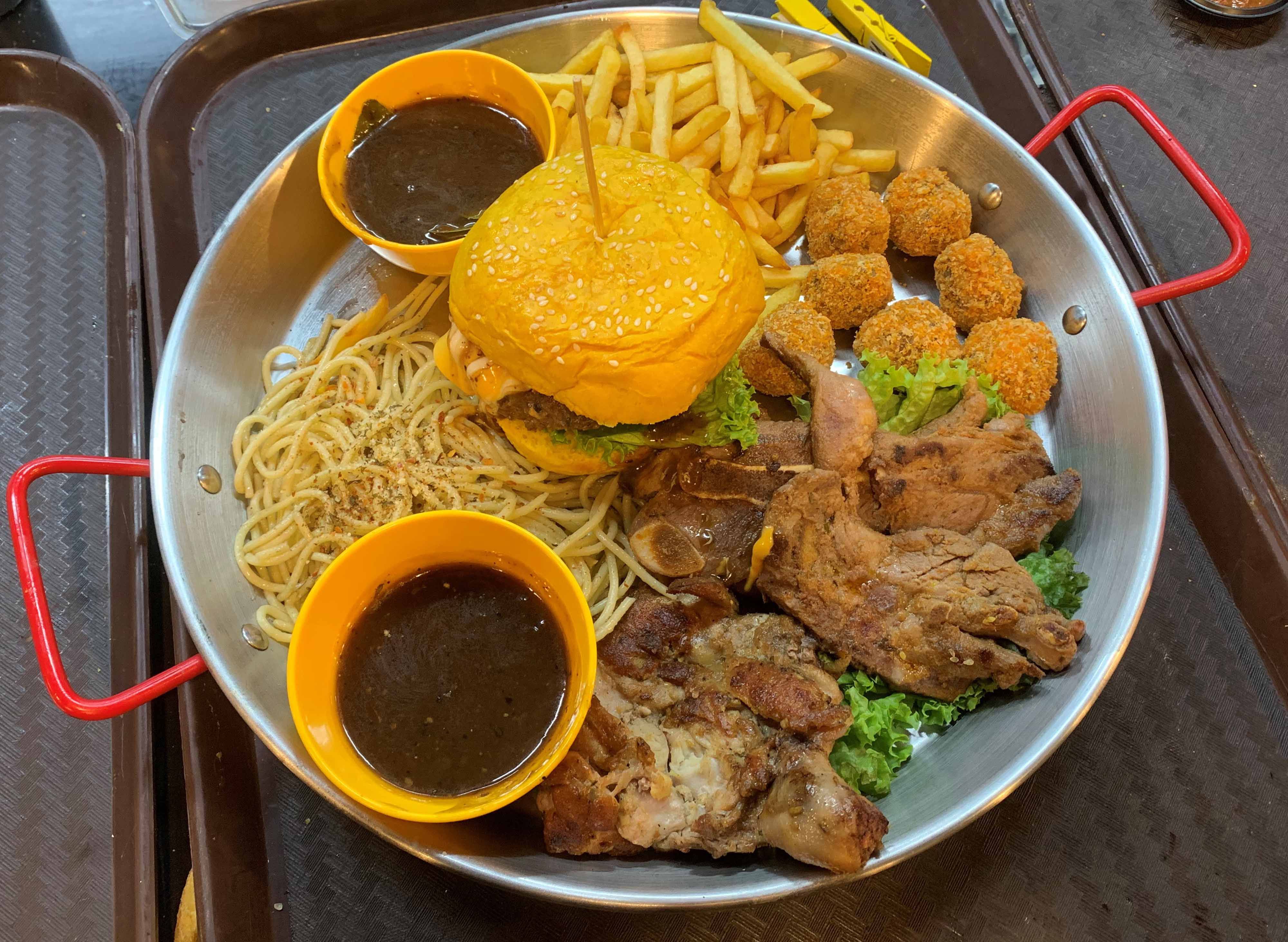 LEEZO RESTAURANT Bandar Baru Rawang Food Delivery from foodpanda