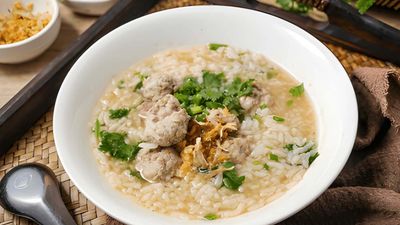 Ah Guan Chee Cheong Fun & Porridge 源仔猪肠粉&粥 (Medan Ipoh Bestari)