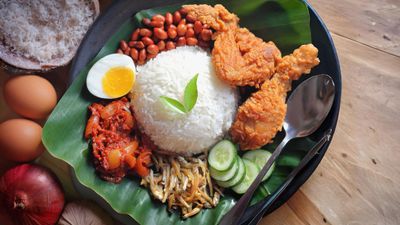 Kafe Nenek Long (Taman Kenangan)