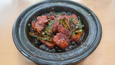 Man Xiang Food Court-Claypot Chicken Rice 砂锅鸡饭 (Jalan Wayang)