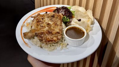 Hangry Uncle Cafe (Taman Cahaya Alam)
