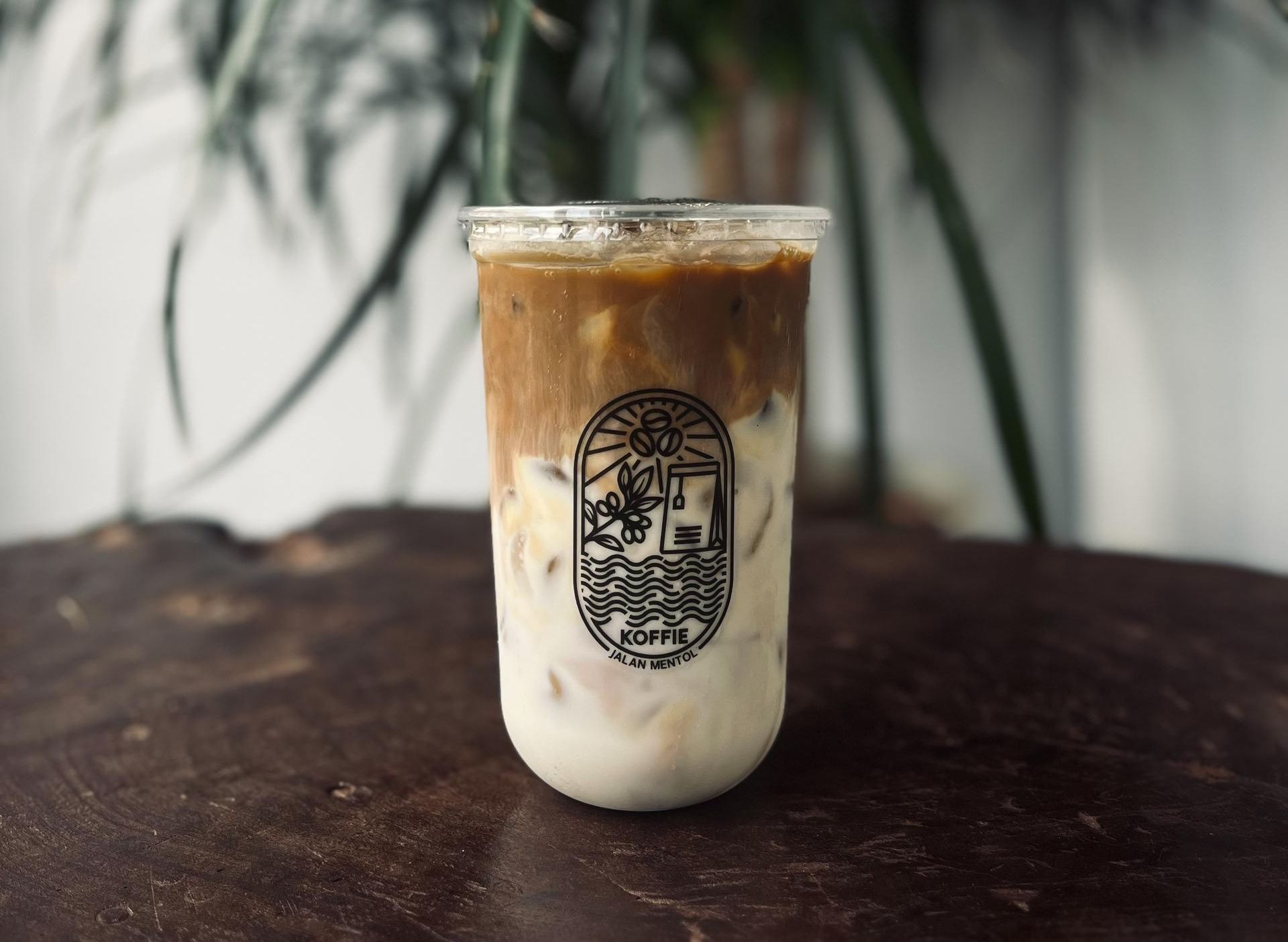Koffie Jln Mentol Tangkak vendor logo
