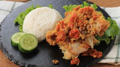 Zue's Sambal Kerabu Geprek (Bandar Serian)