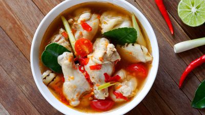 Azmi Tomyam (Bakso Ayam Penyet)